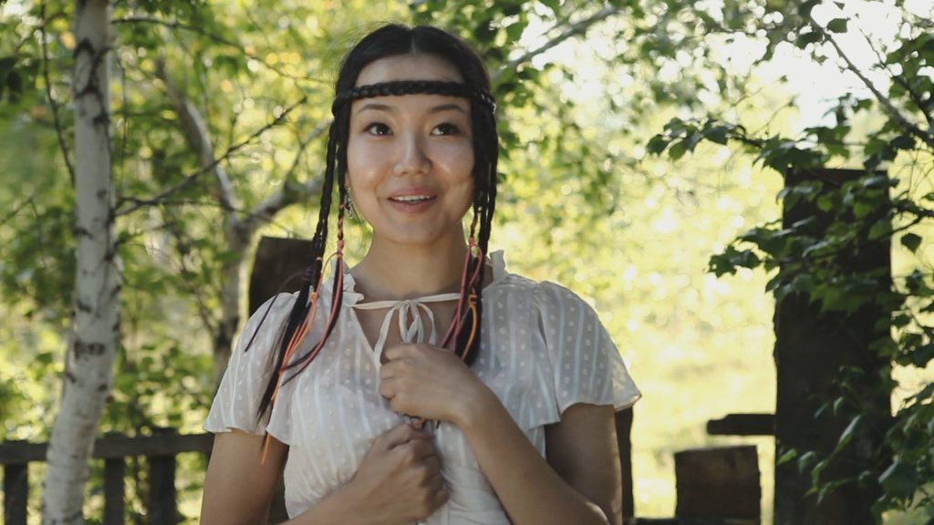 Жүжигчин П.Шүүдэрцэцэг алдагдсан бичлэгийнхээ тайлбарыг хийж дахин нэг бичлэг дэлгэлээ